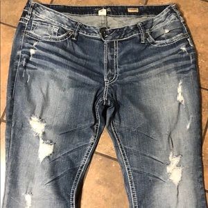 Plus size Silver Brand Jeans in great conditions.